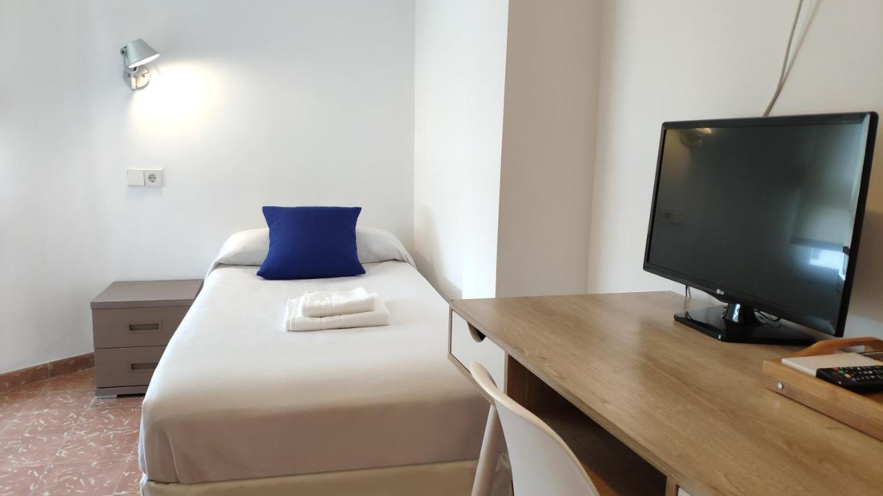 Huespedes Sa Font Hotel Ibiza Town Luaran gambar
